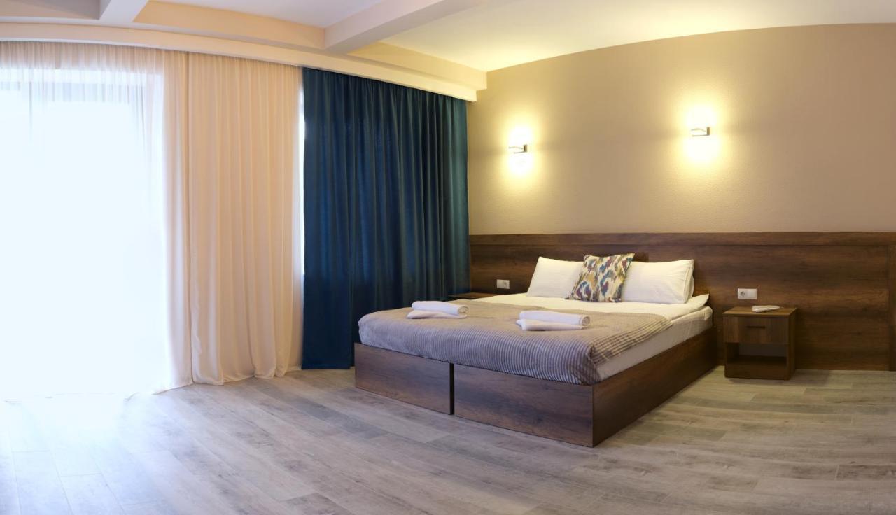 Hotel Axien Kazbegi Exterior photo